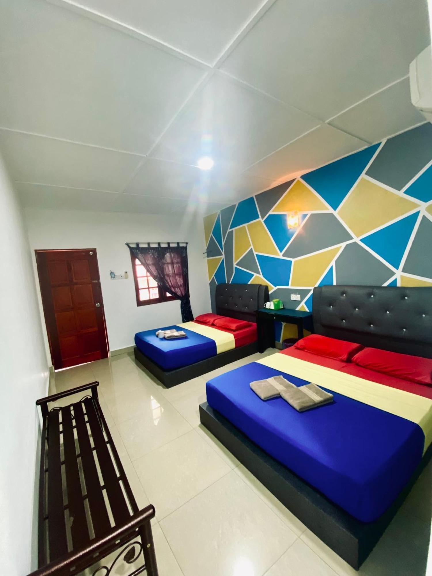 Abot Guest House 쿠알라타한 외부 사진